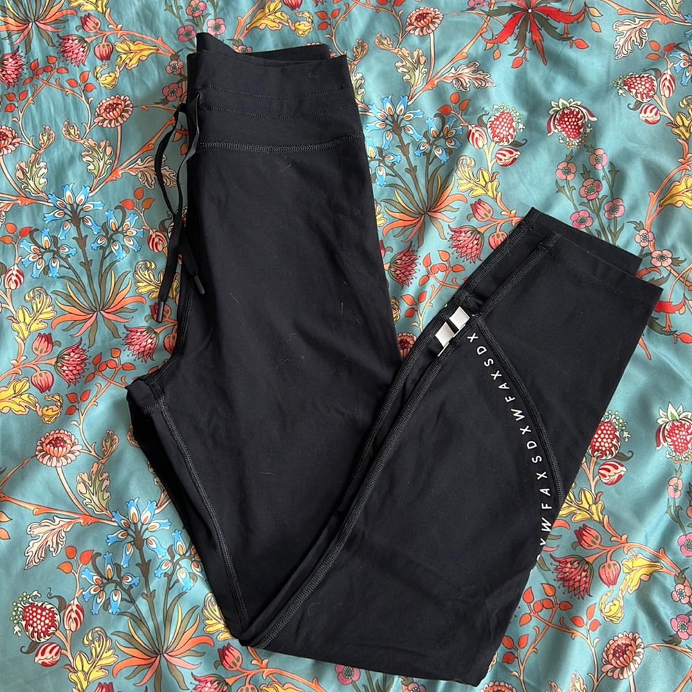 Women’s athletic leggings - Sarah’s Day x WHITE FOX